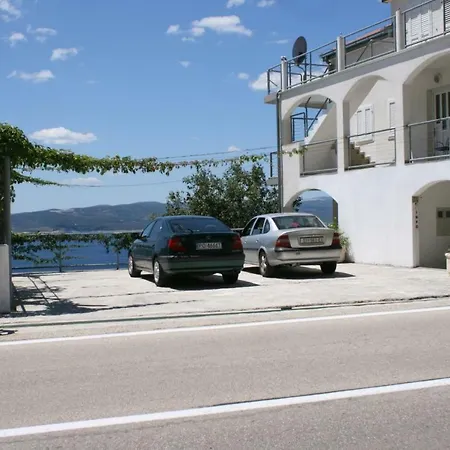 6828c Apartment Brela
